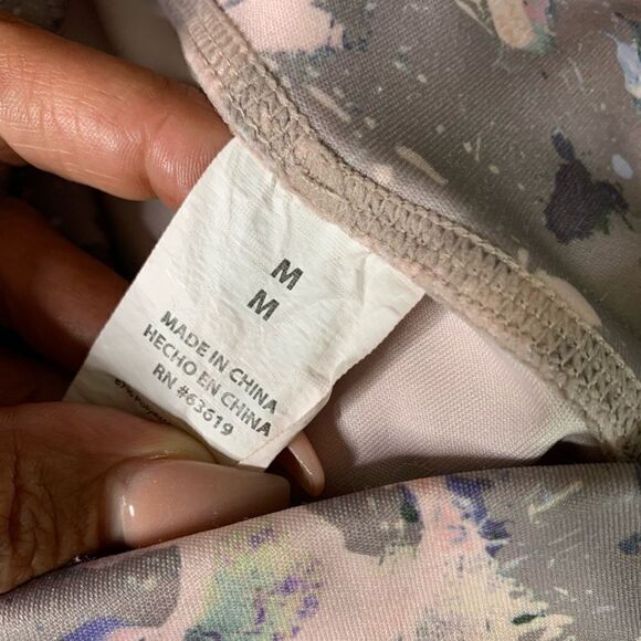 Animal Print Leggings Bundle - Picture 4 of 11